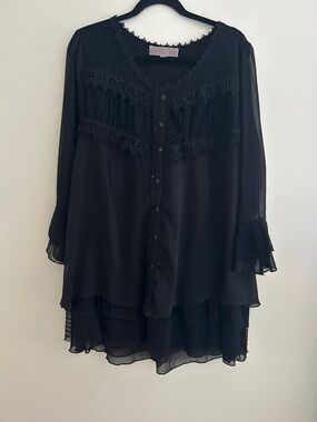 Pretty Angel Black Lace-Trim Tunic Top